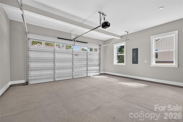 3875 12th Street Court NE, Hickory, NC 26801