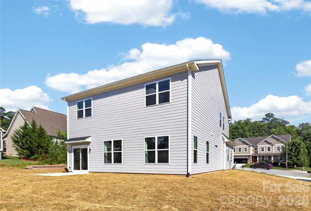3875 12th Street Court NE, Hickory, NC 26801