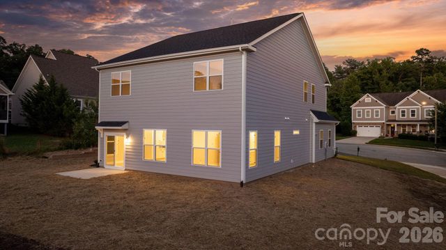 3875 12th Street Court NE, Hickory, NC 26801