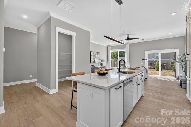 3875 12th Street Court NE, Hickory, NC 26801