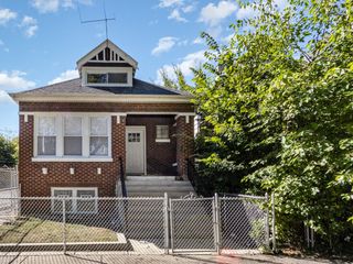 7140 S Peoria Street, Chicago, IL 60621