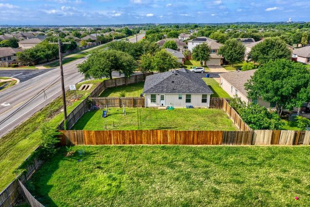 101 Adamae LN, Hutto, TX 78634