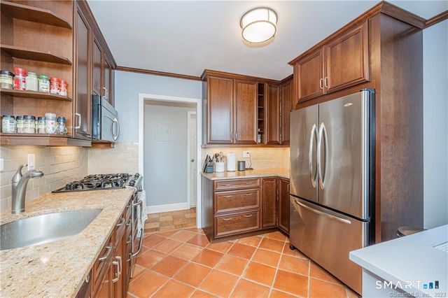 50 Glenbrook Road 6E, Stamford, CT 06902