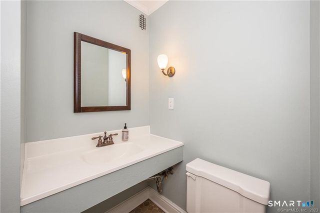 50 Glenbrook Road 6E, Stamford, CT 06902