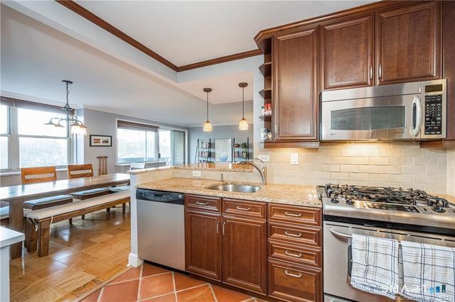 50 Glenbrook Road 6E, Stamford, CT 06902