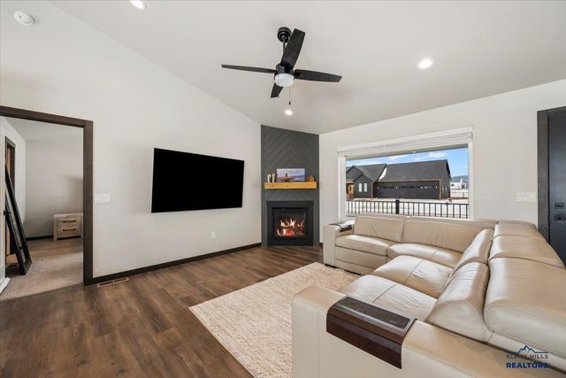 2334 TALISKER AVENUE, Spearfish, SD 57783