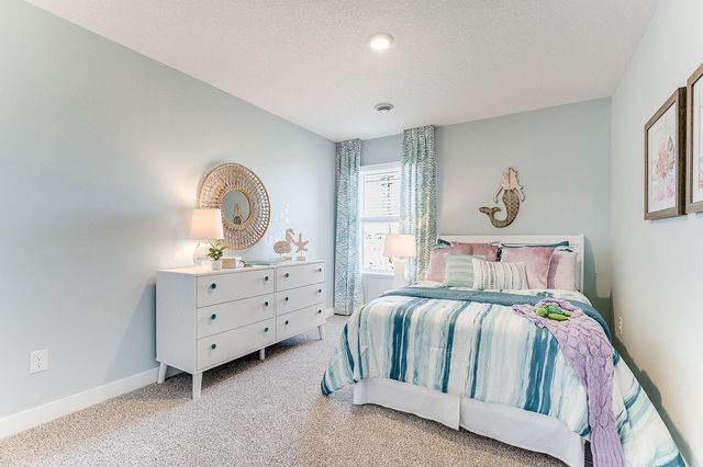 2131 Highview Ridge Court, Shakopee, MN 55379