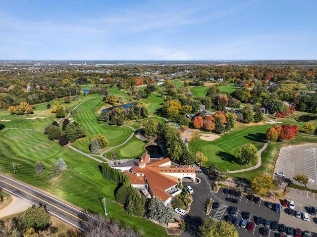 2131 Highview Ridge Court, Shakopee, MN 55379