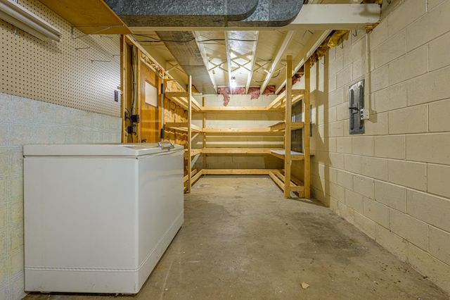 595 Milwaukee Avenue SW, Hutchinson, MN 55350