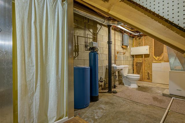 595 Milwaukee Avenue SW, Hutchinson, MN 55350