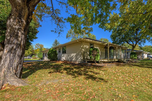 595 Milwaukee Avenue SW, Hutchinson, MN 55350