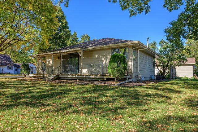 595 Milwaukee Avenue SW, Hutchinson, MN 55350