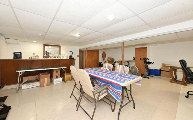 7722 W Kathryn AVENUE, Milwaukee, WI 53218