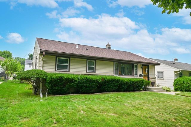 7722 W Kathryn AVENUE, Milwaukee, WI 53218