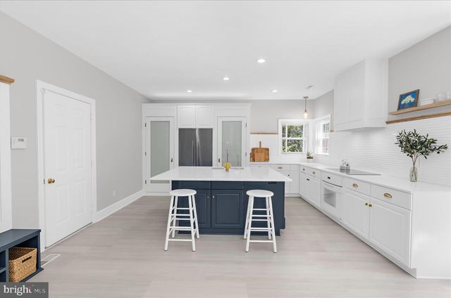 978 STONINGTON DR, Arnold, MD 21012