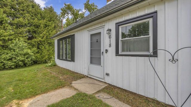 618 Pinehurst COURT, Sheboygan Falls, WI 53085