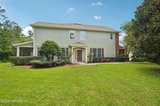 7001 ROUNDLEAF Drive, Jacksonville, FL 32258