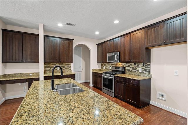 8295 Woodside Lane, Grand Bay, AL 36541