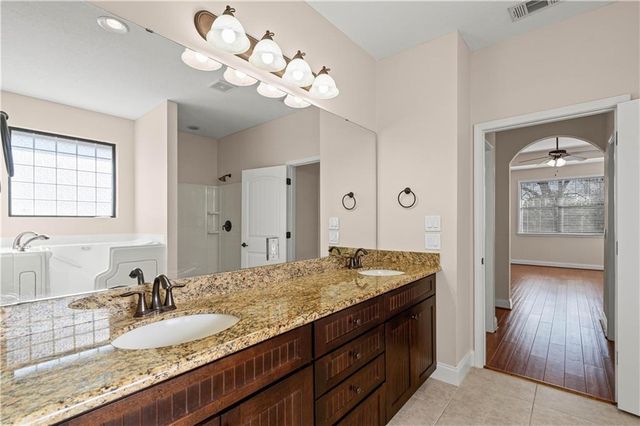 8295 Woodside Lane, Grand Bay, AL 36541