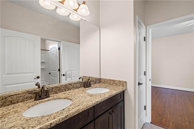 8295 Woodside Lane, Grand Bay, AL 36541