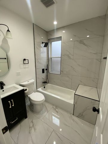 5355 S Wood Street 2, Chicago, IL 60609