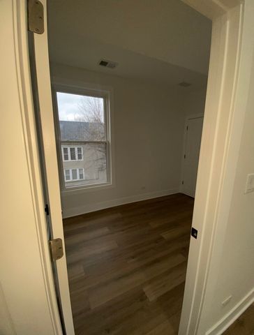 5355 S Wood Street 2, Chicago, IL 60609