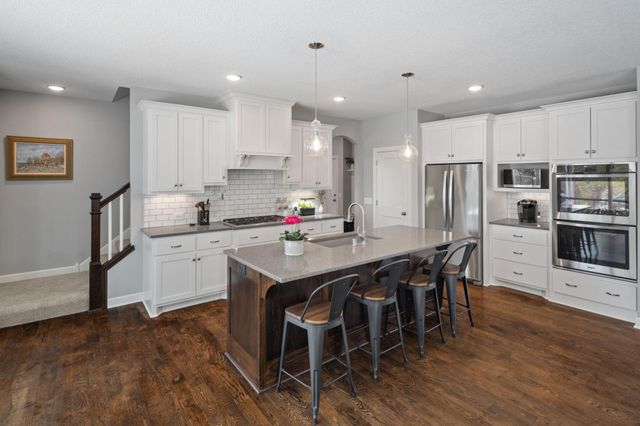 1088 Pine Hill Lane, White Bear Twp, MN 55127