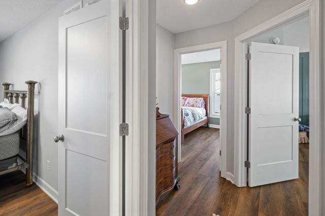 1088 Pine Hill Lane, White Bear Twp, MN 55127