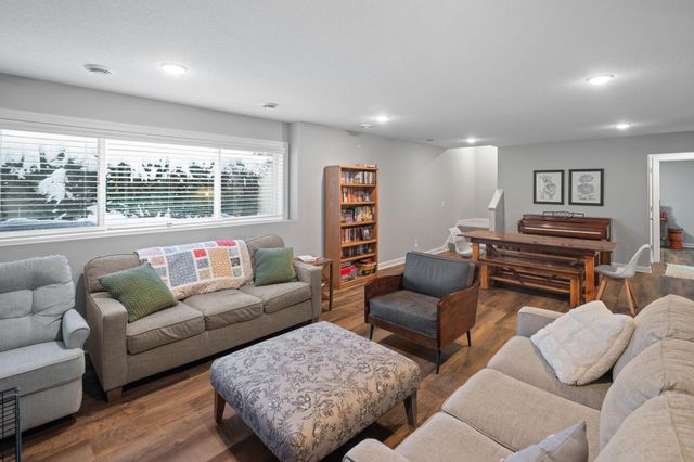 1088 Pine Hill Lane, White Bear Twp, MN 55127