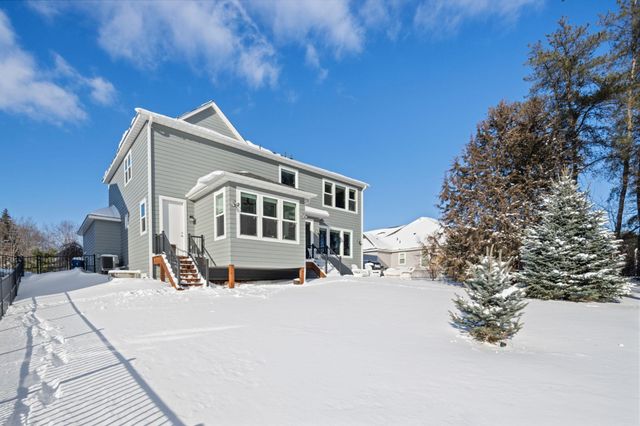 1088 Pine Hill Lane, White Bear Twp, MN 55127