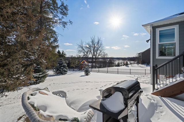 1088 Pine Hill Lane, White Bear Twp, MN 55127