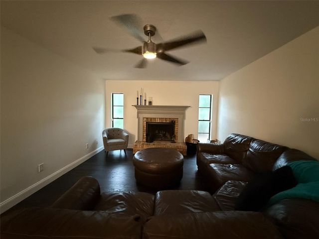 8004 BELTREES COURT, Temple Terrace, FL 33637