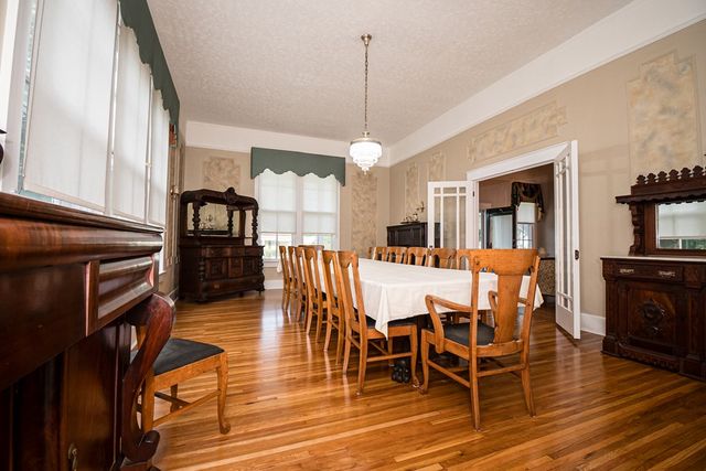 303 N Main St, Columbia, AL 36319