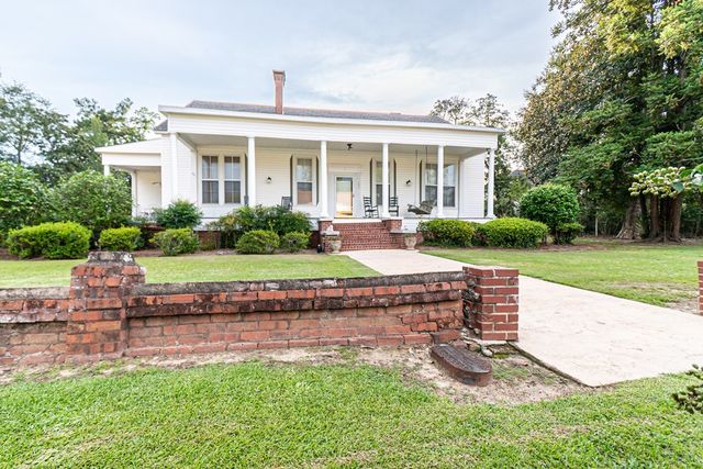 303 N Main St, Columbia, AL 36319