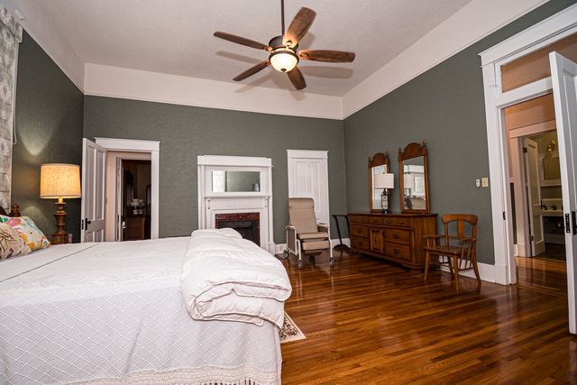 303 N Main St, Columbia, AL 36319