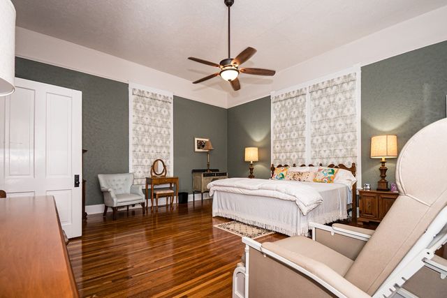 303 N Main St, Columbia, AL 36319