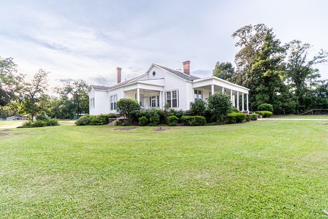 303 N Main St, Columbia, AL 36319