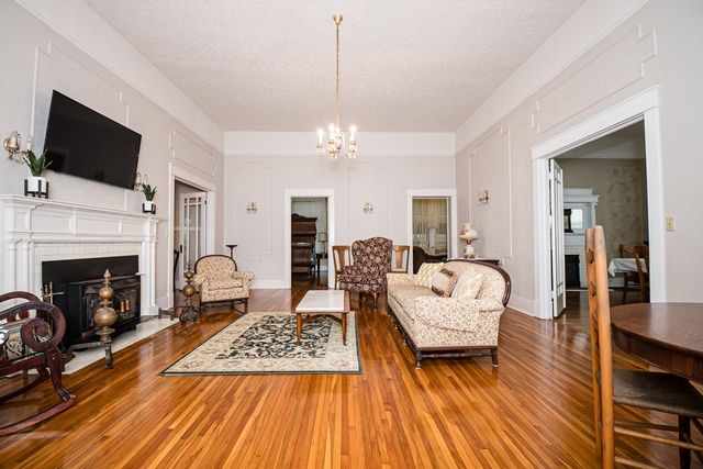 303 N Main St, Columbia, AL 36319