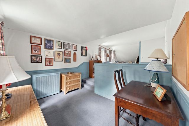 102 Central St, Hingham, MA 02043