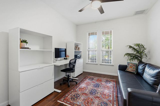 120 Florenz LN, Georgetown, TX 78628