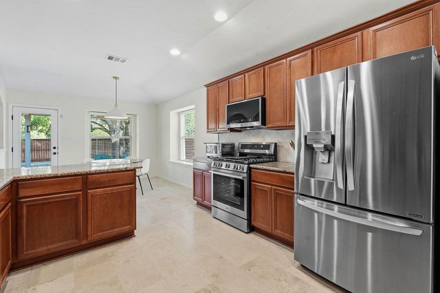 120 Florenz LN, Georgetown, TX 78628