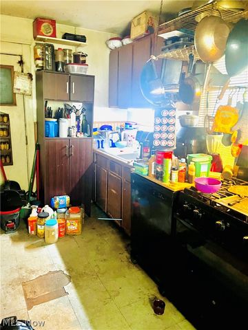 3612 W 48th Street, Cleveland, OH 44102