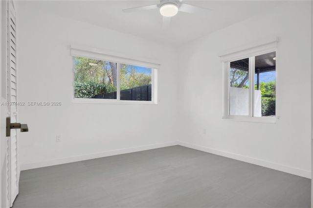 7030 SW 58th St, Miami, FL 33143