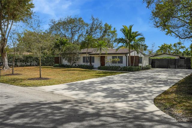 7030 SW 58th St, Miami, FL 33143