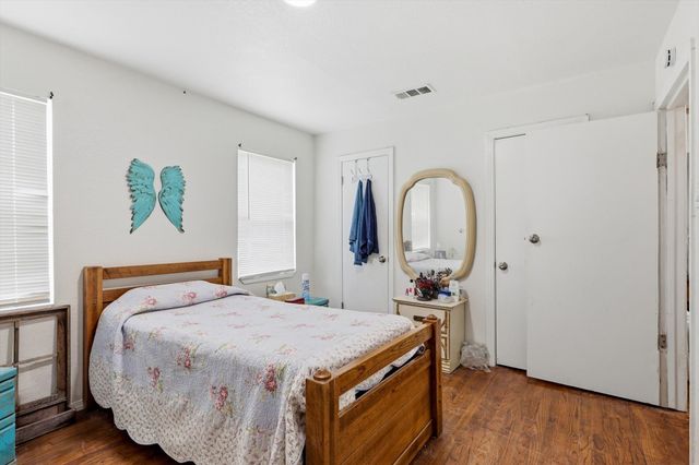 1306 Stone Drive, Irving, TX 75061