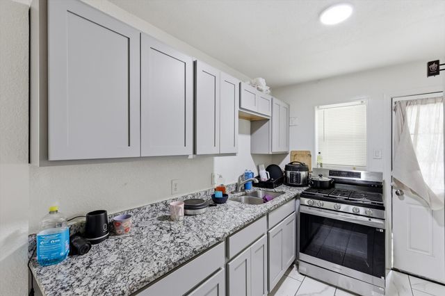 1306 Stone Drive, Irving, TX 75061