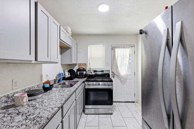 1306 Stone Drive, Irving, TX 75061