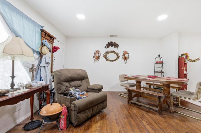 1306 Stone Drive, Irving, TX 75061