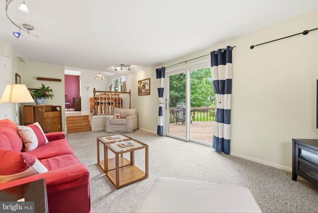 81 CHEROKEE RD, Doylestown, PA 18901