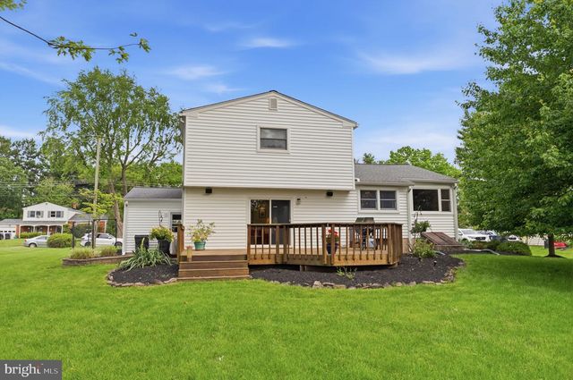 81 CHEROKEE RD, Doylestown, PA 18901